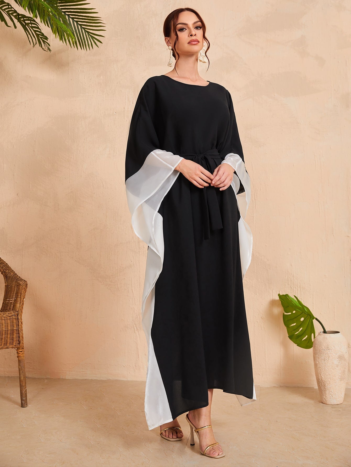 Najma Colorblock Belted Kaftan Dress