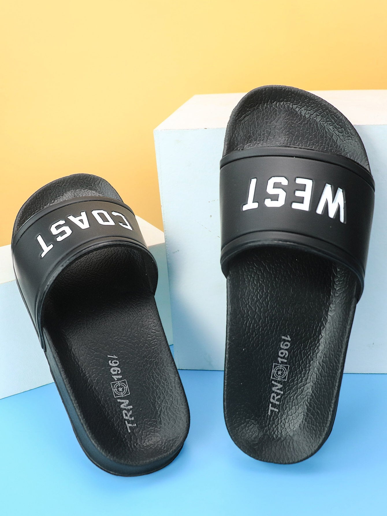 Men's Stylish Casual Open-toed Slippers For Any Occasion