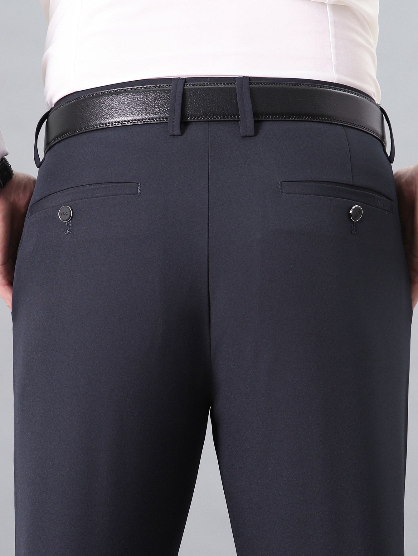 Men Solid Slant Pocket Suit Pants Without Belt