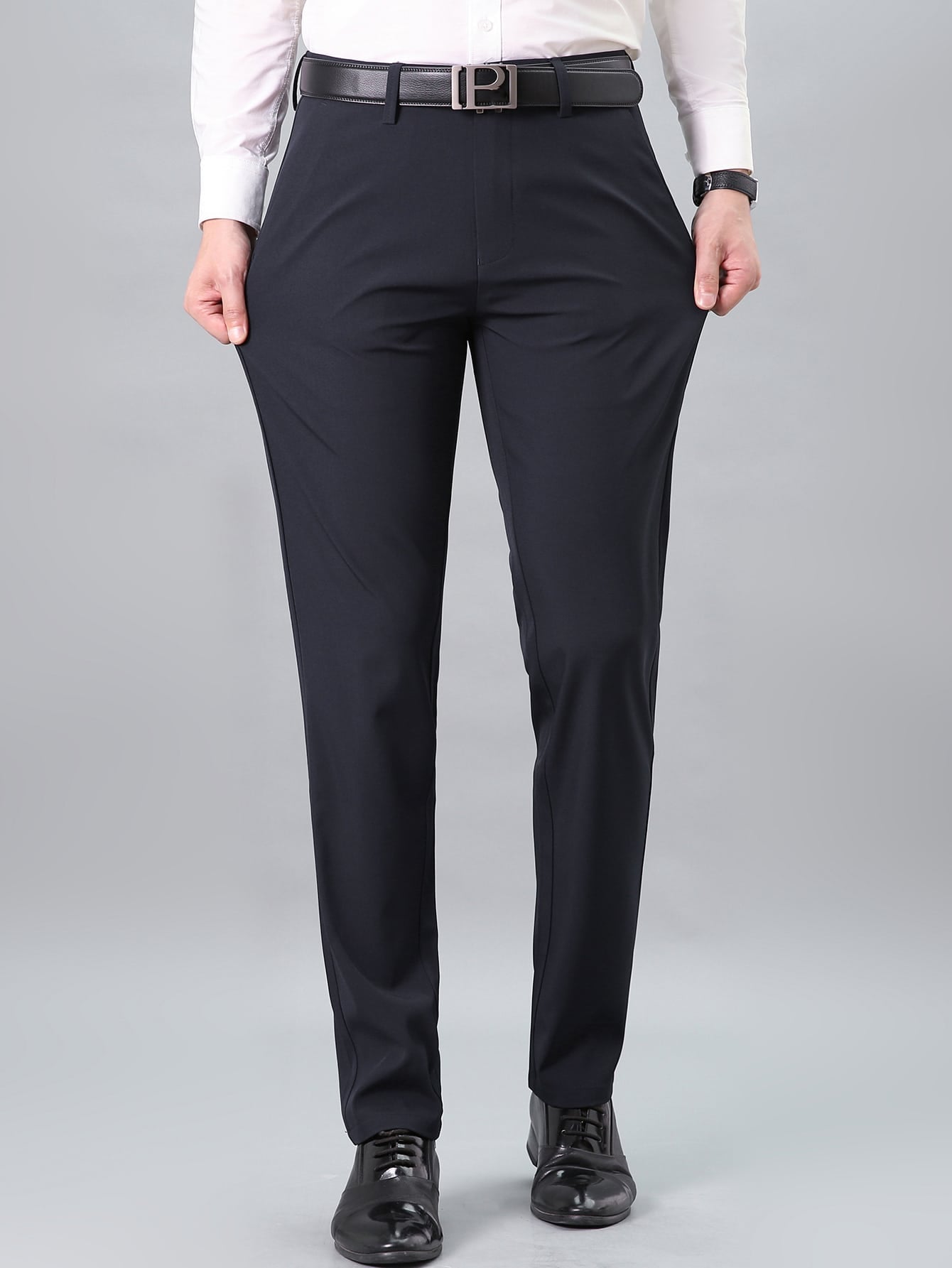 Men Solid Slant Pocket Suit Pants Without Belt