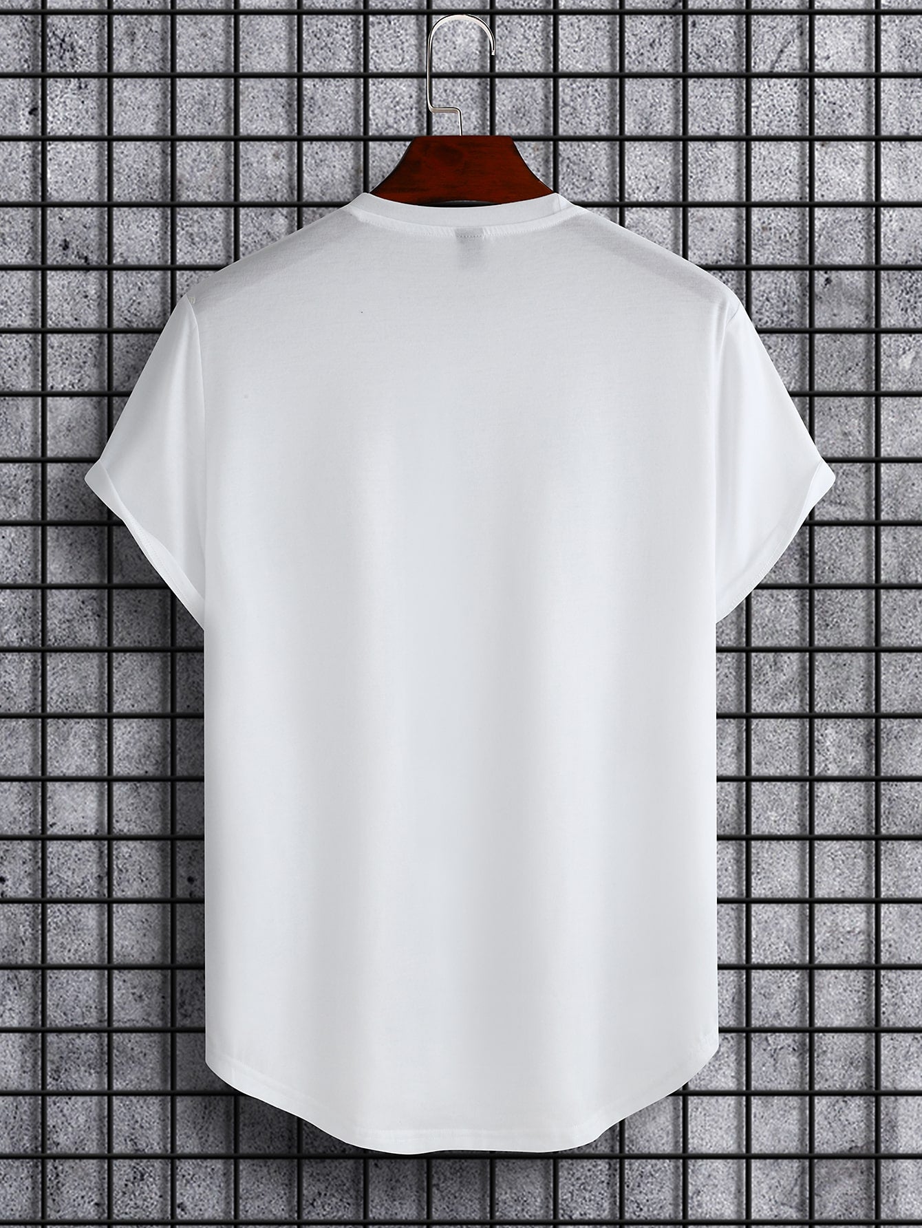 Manfinity Homme Men Letter Graphic Curved Hem Tee