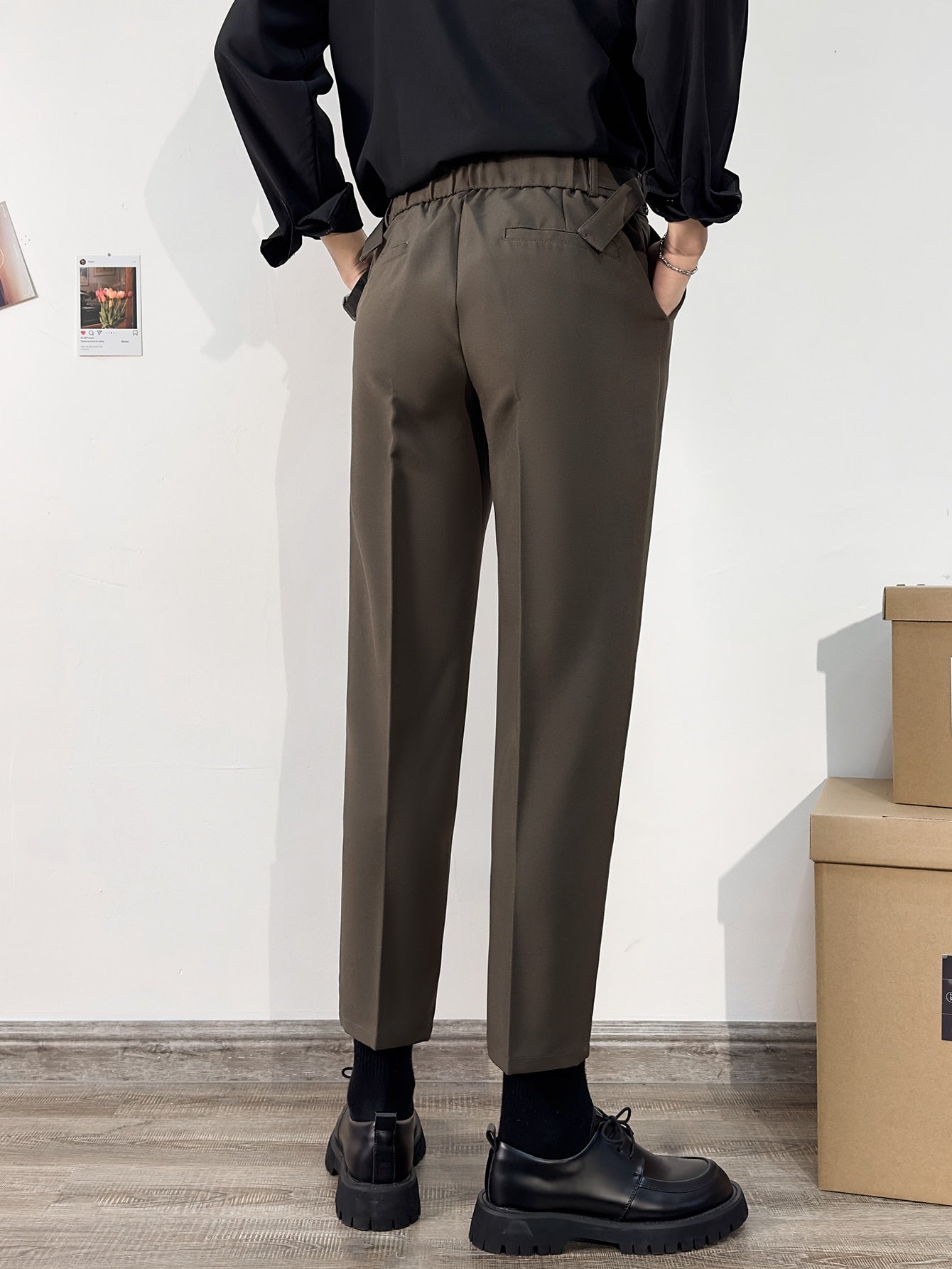 Men Fashionable And Elegant High-Rise Straight Cropped Pants With High Sensitivity