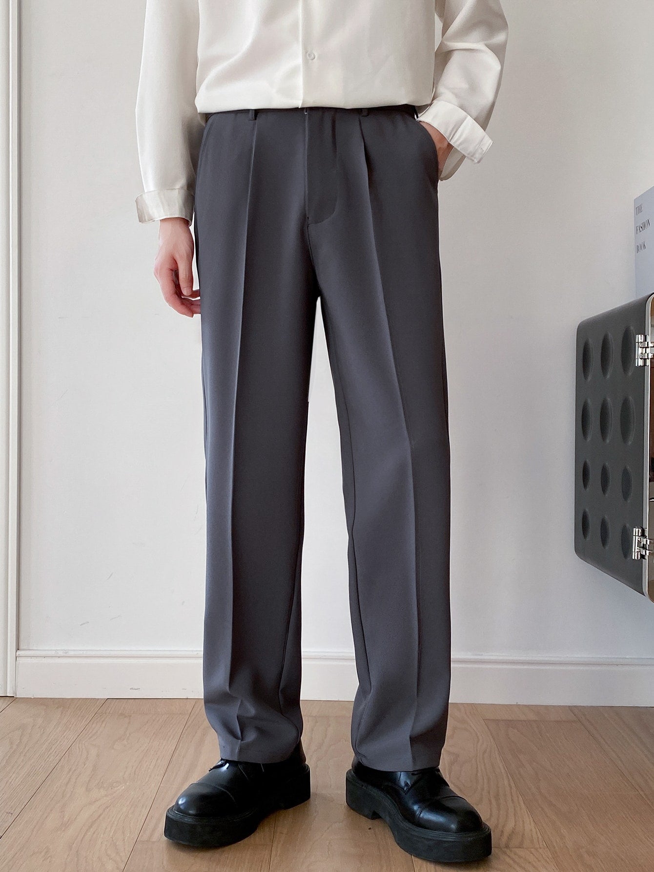 Men Fold Pleated Slant Pocket Suit Pants