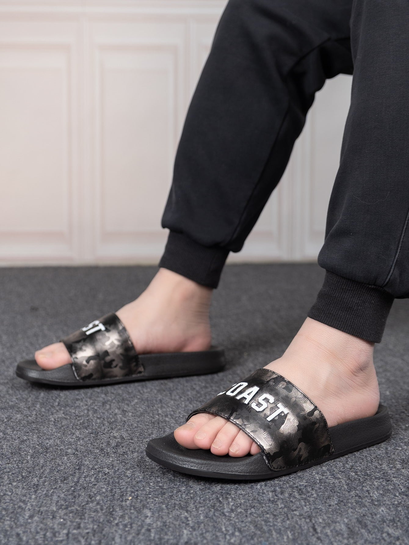 Men's Stylish Casual Open-toed Slippers For Any Occasion