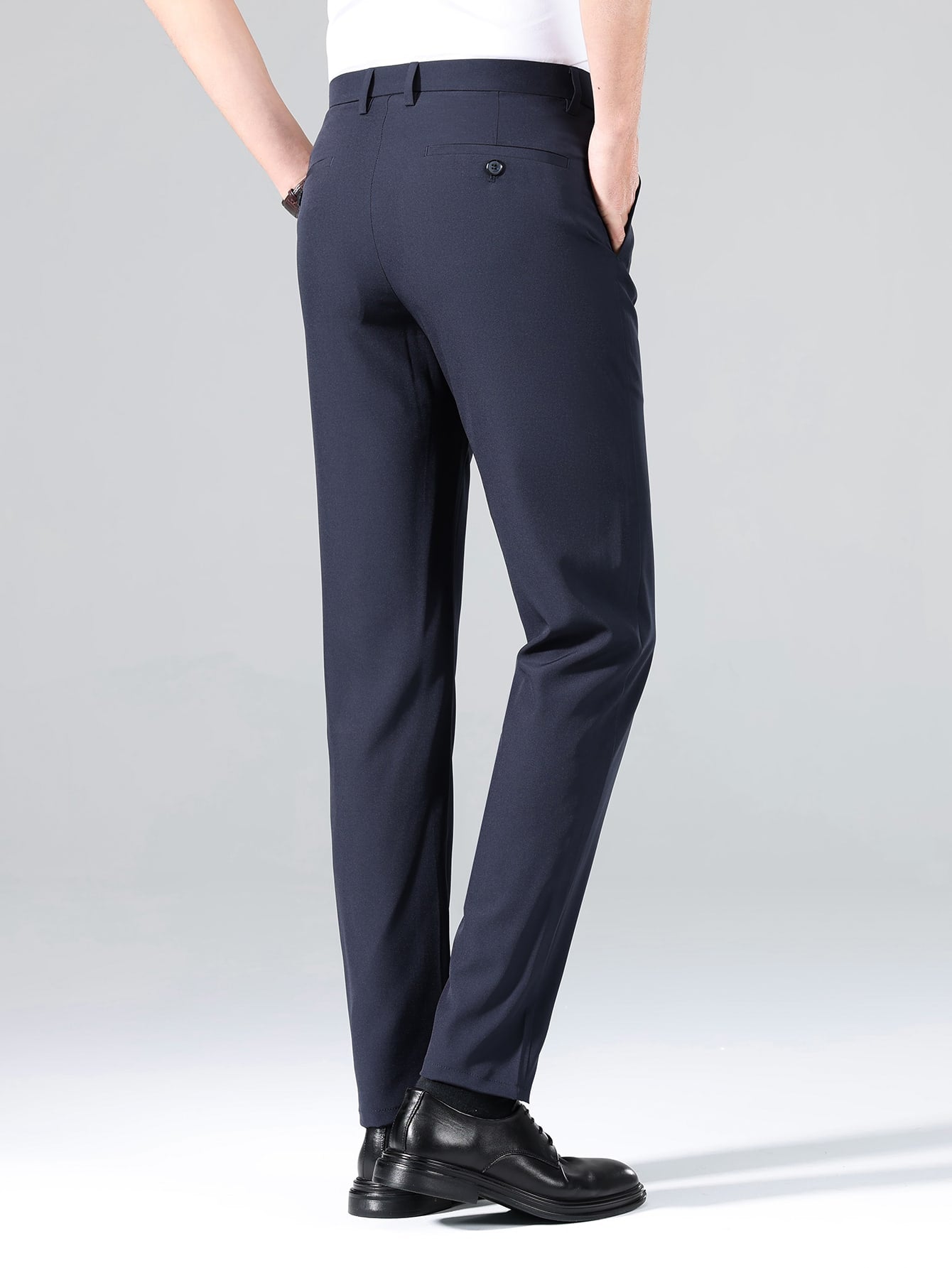 Men Solid Slant Pocket Suit Pants