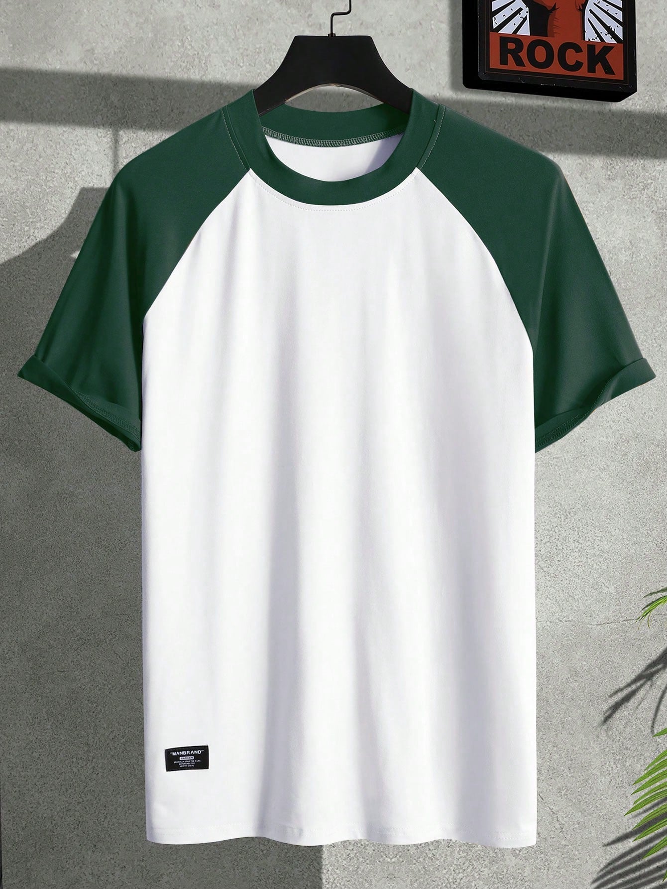 Manfinity Homme Men Colorblock Raglan Sleeve Patched Detail Tee