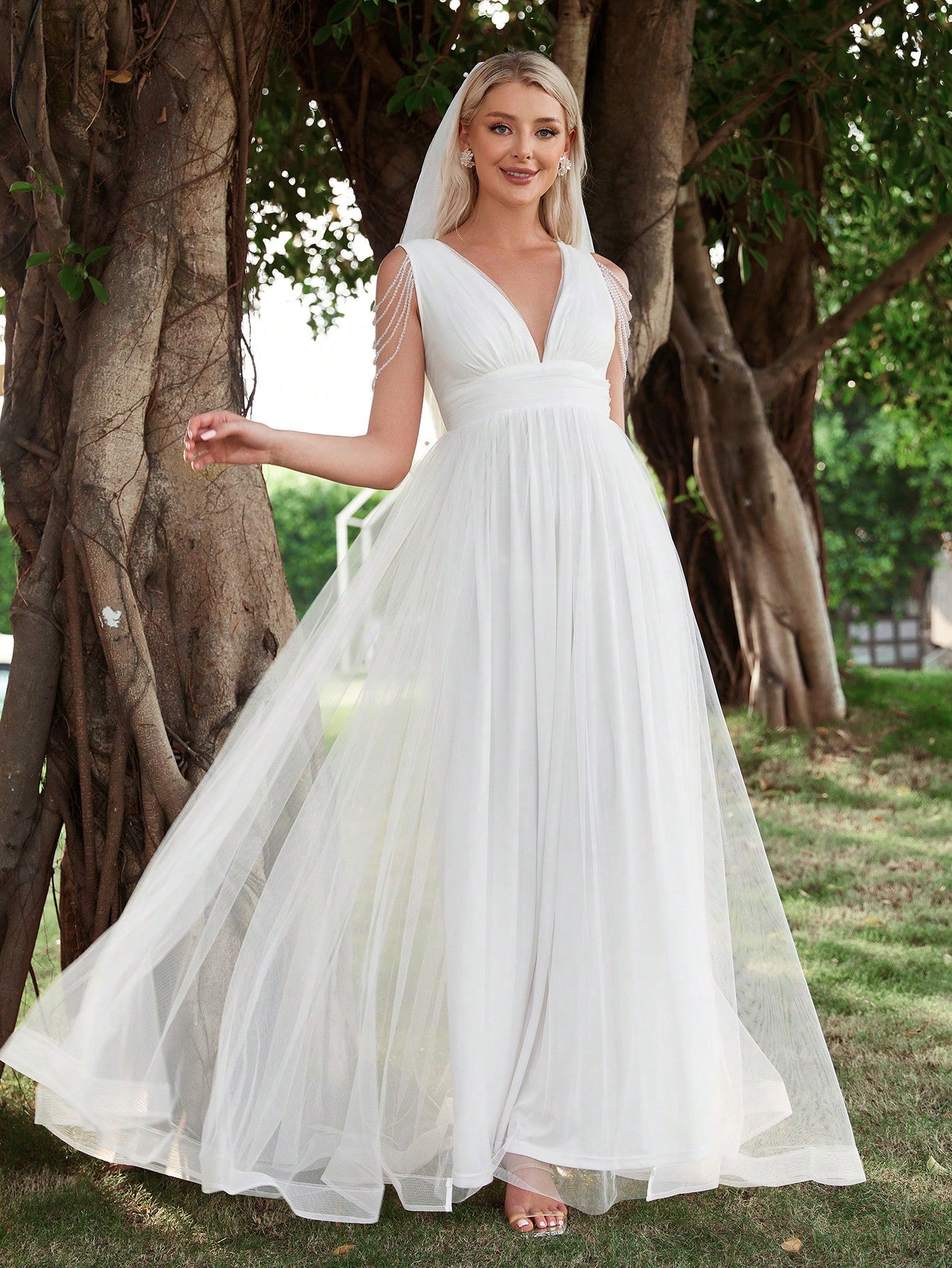 Contrast Mesh V Neck Wedding Dress