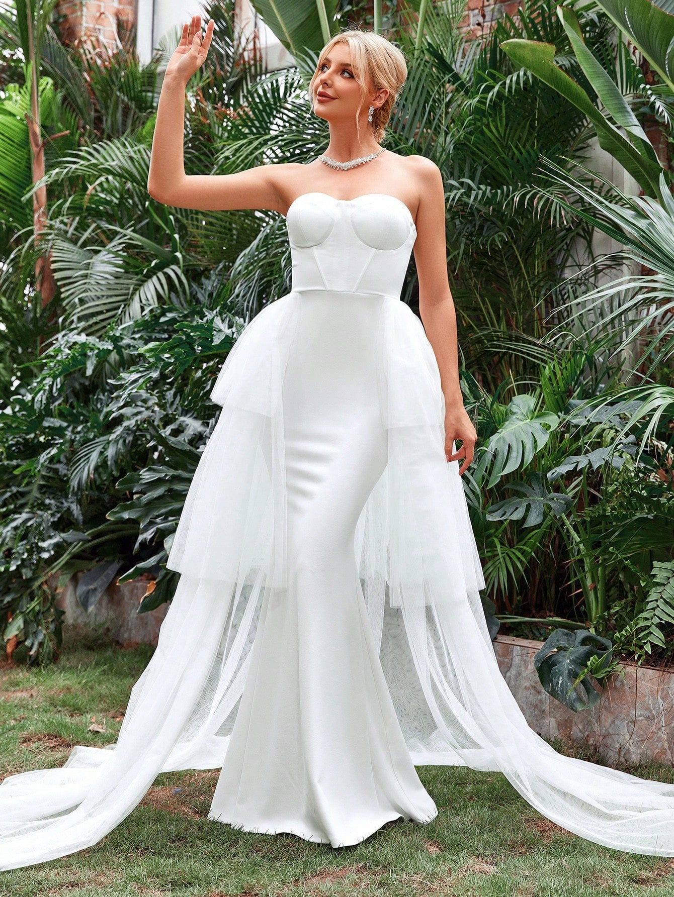 Ruffle Hem Tube Wedding Dress