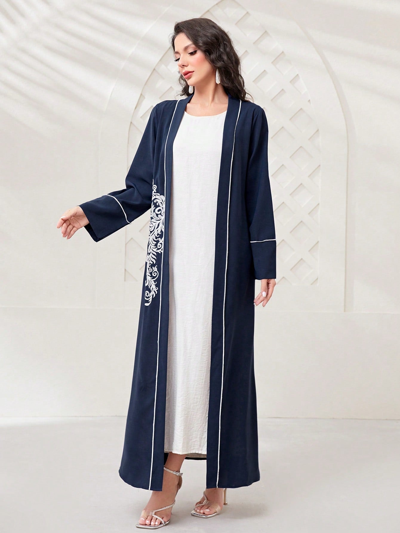 Najma Leaf Print Contrast Piping Abaya