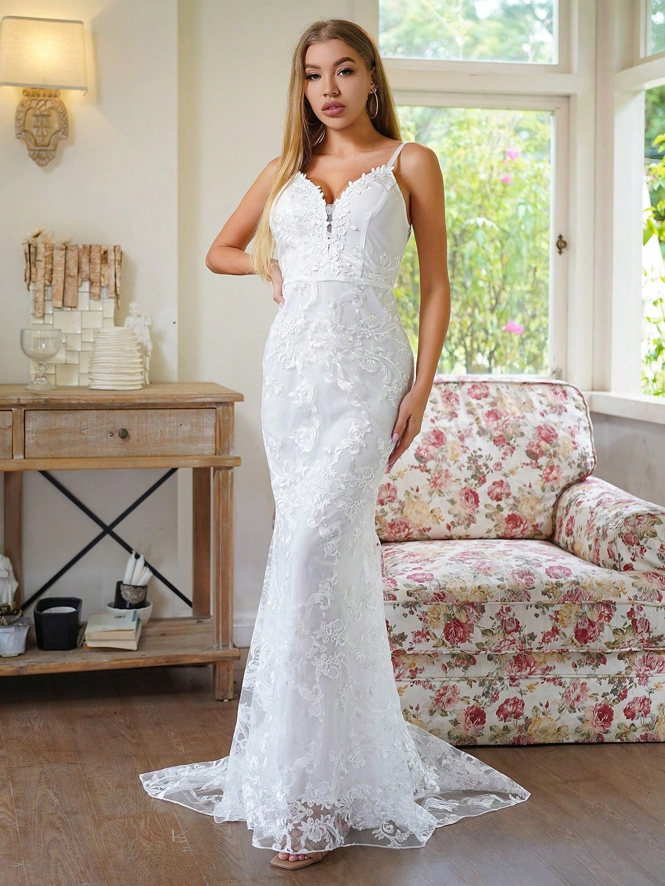 Floral Embroidery Mermaid Hem Cami Wedding Dress