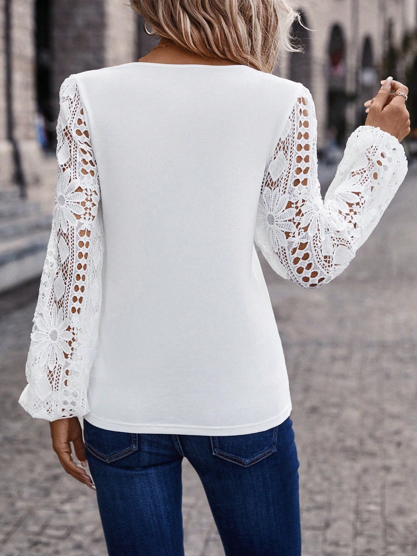 Clasi Contrast Lace Lantern Sleeve Tee