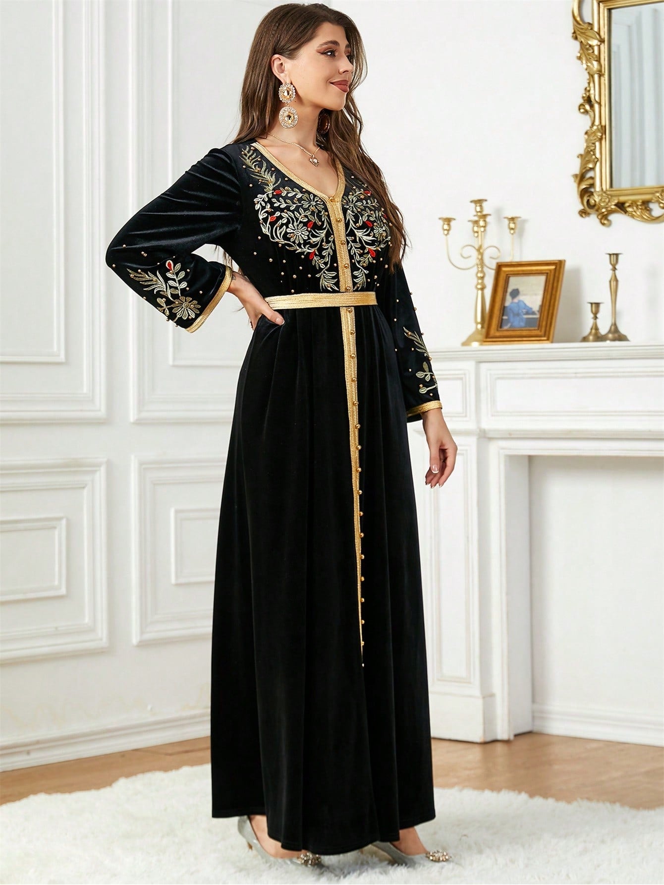 Floral Embroidery Contrast Trim Velvet Kaftan