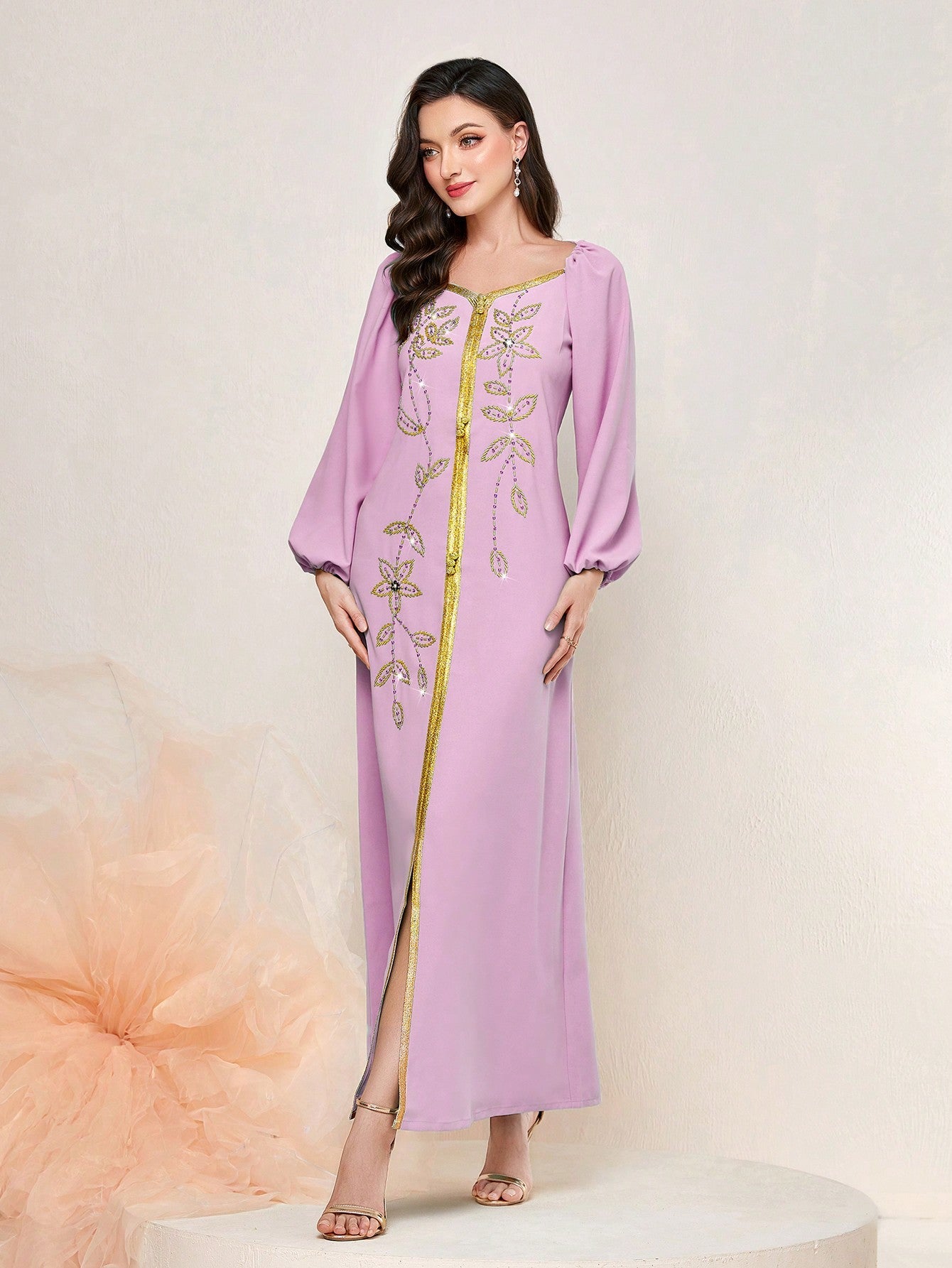 Najma Floral Embroidery Lantern Sleeve Split Hem Kaftan