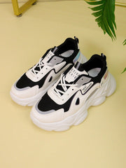 Women's Mesh Sports Shoes, New Classic Black And White Athletic Shoes With Breathable Thick Bottom Height-boosting Comfortable Outdoor Sneakers