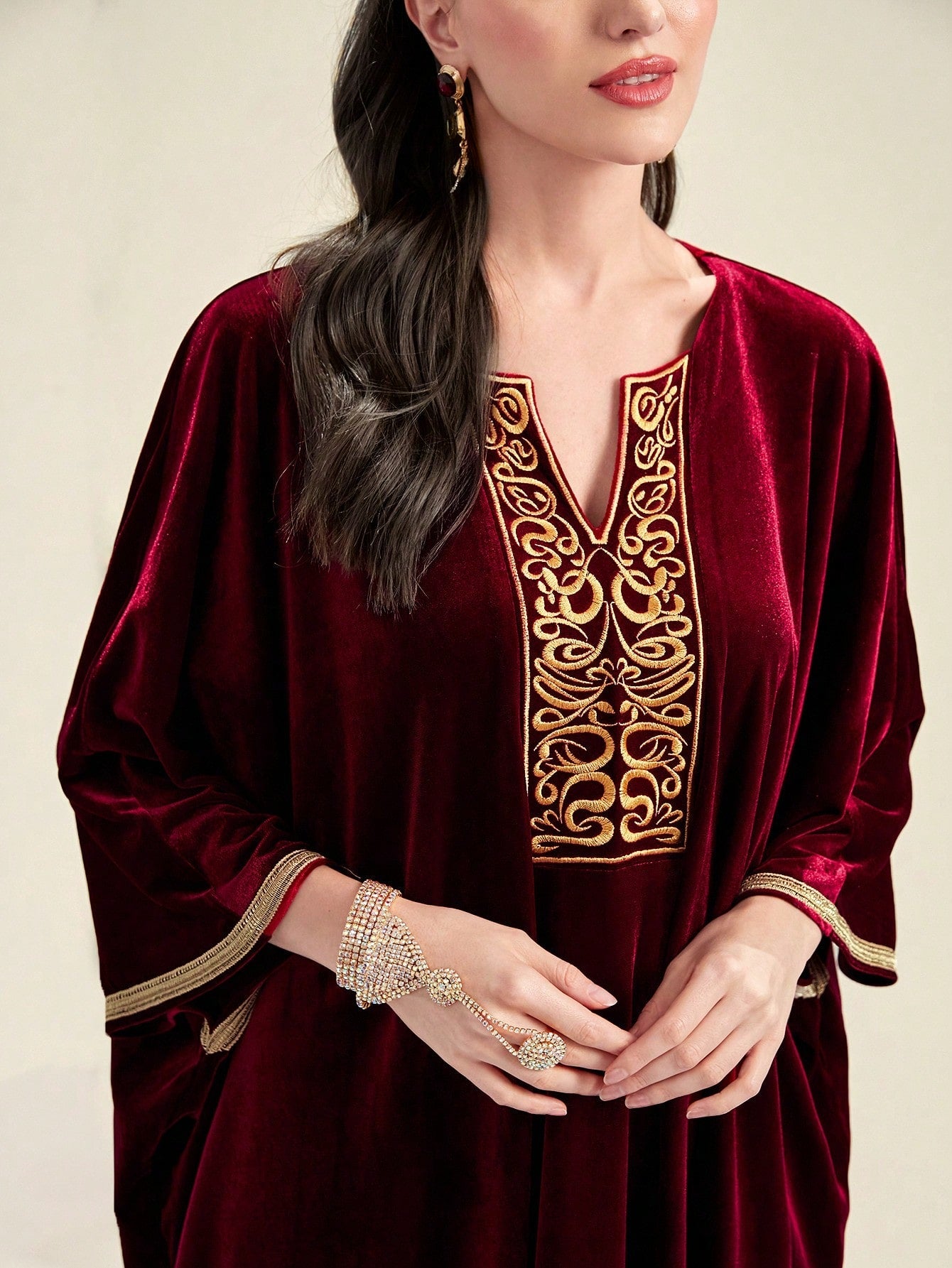 Najma Notched Neck Batwing Sleeve Kaftan