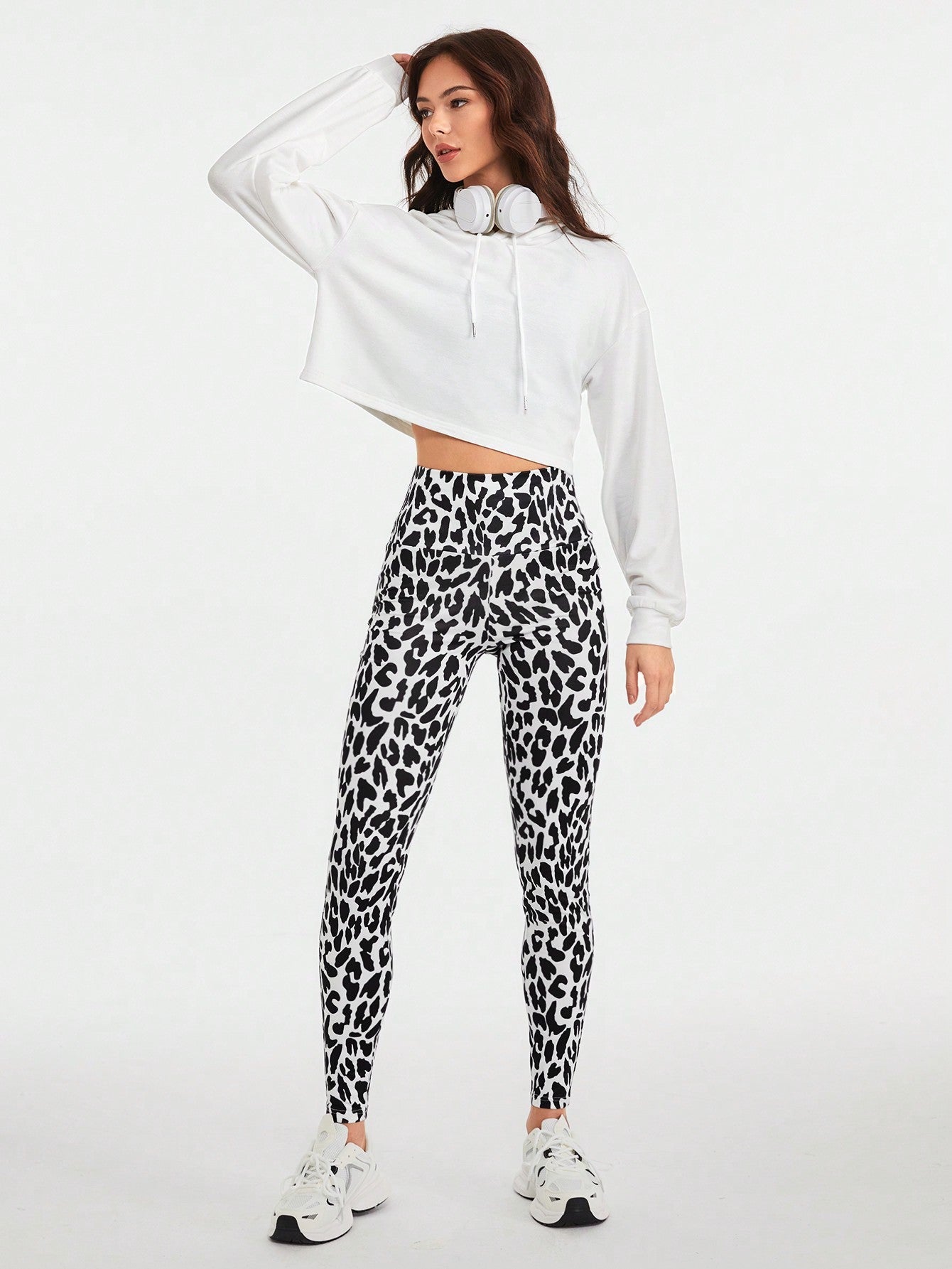 Drop Shoulder Drawstring Hoodie & Leopard Print Leggings Sports Set