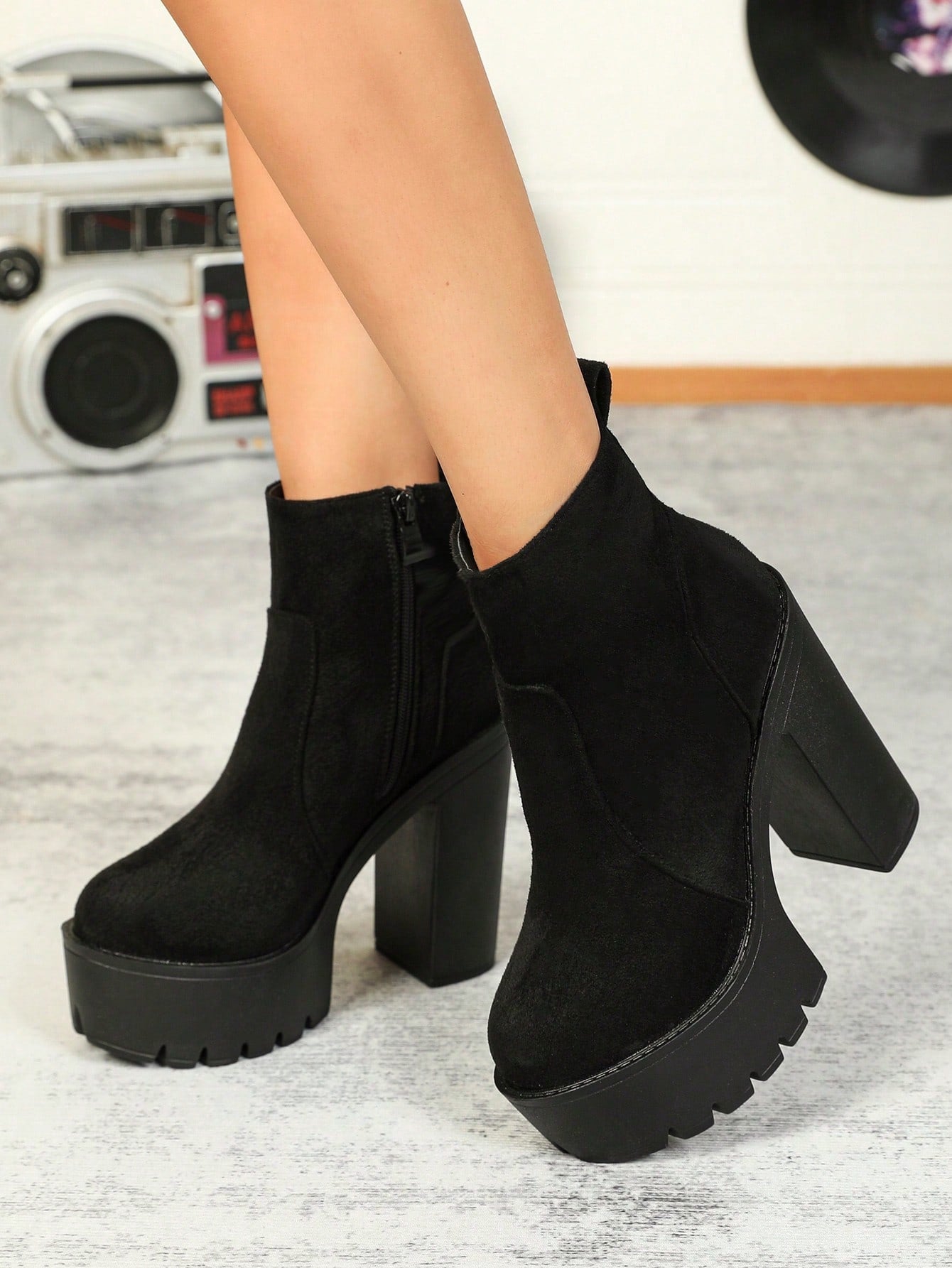 Women's High Heeled Thick-soled Black Short Boots With Platform, Chunky Heel Round Toe Ankle Boots