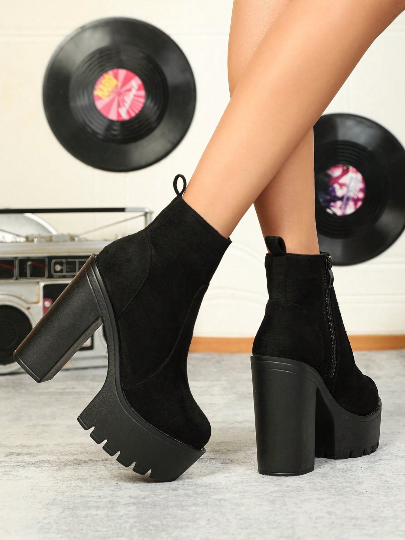 Women's High Heeled Thick-soled Black Short Boots With Platform, Chunky Heel Round Toe Ankle Boots