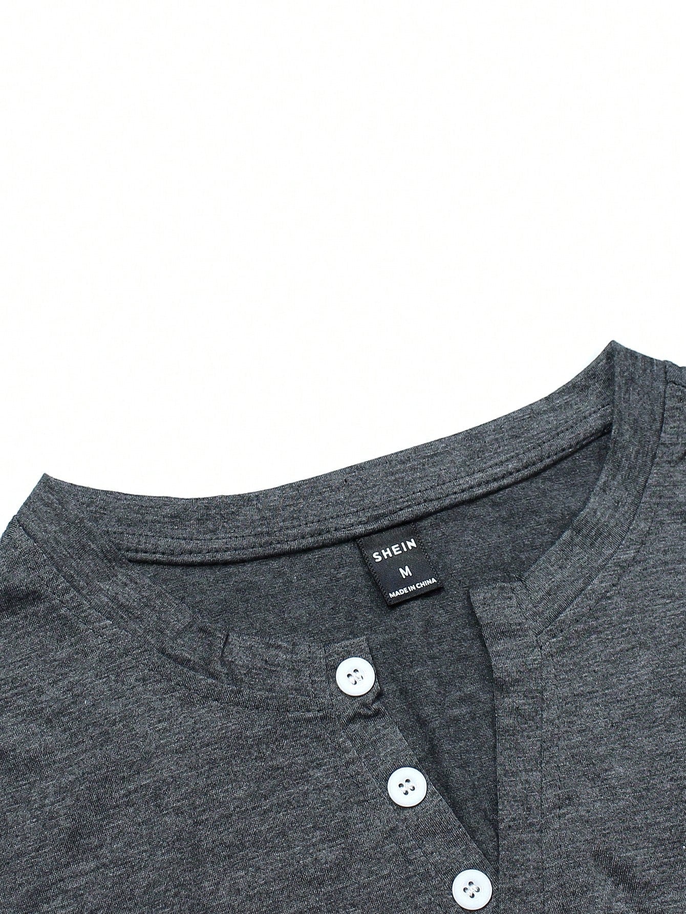 Manfinity Homme Men Solid Button Detail Tee