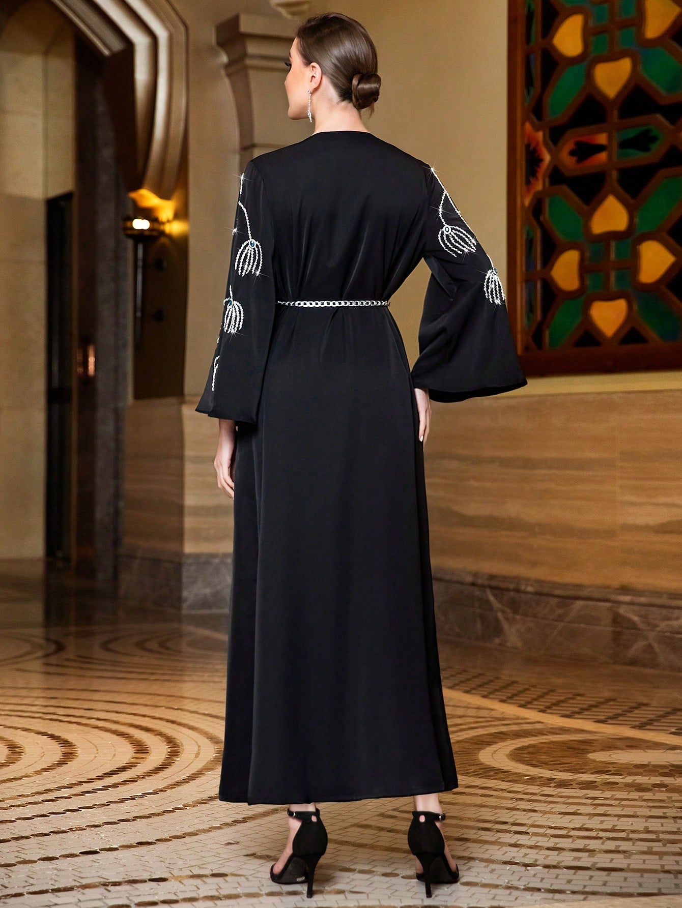 Najma Women's Contrast Trim Flared Sleeve Abaya Dress