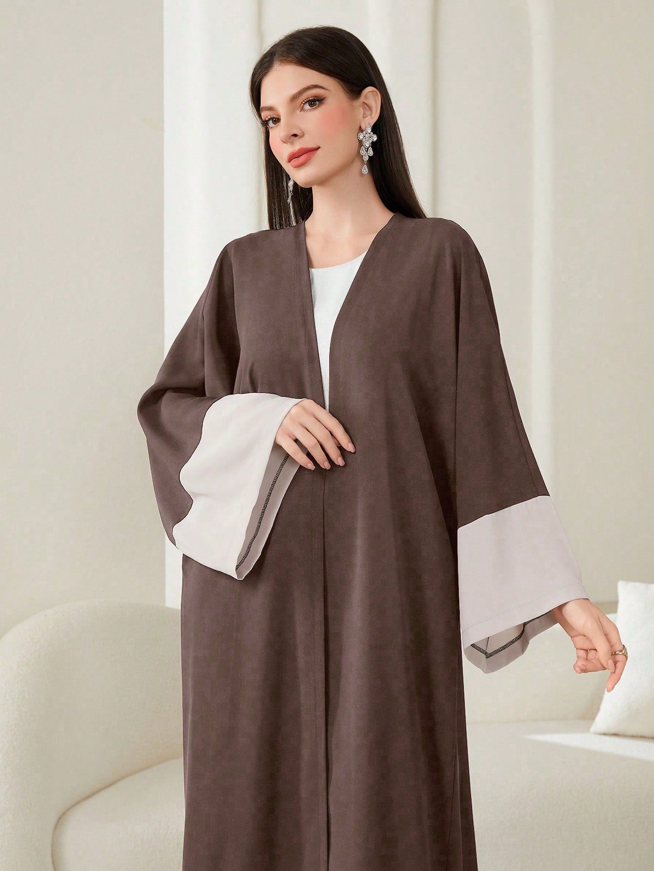 Najma Colorblock Flounce Sleeve Abaya