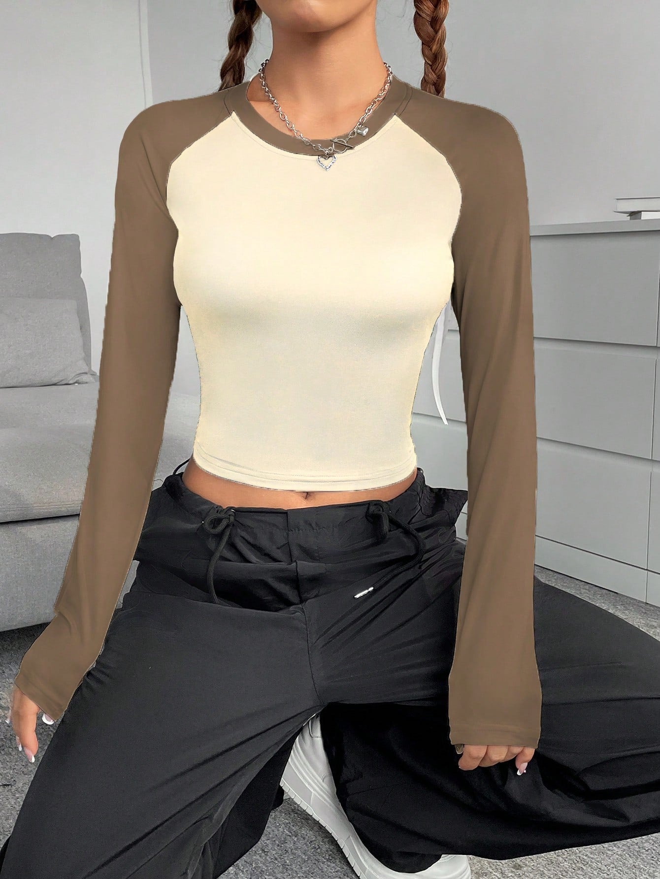 Two Tone Raglan Sleeve Crop Tee