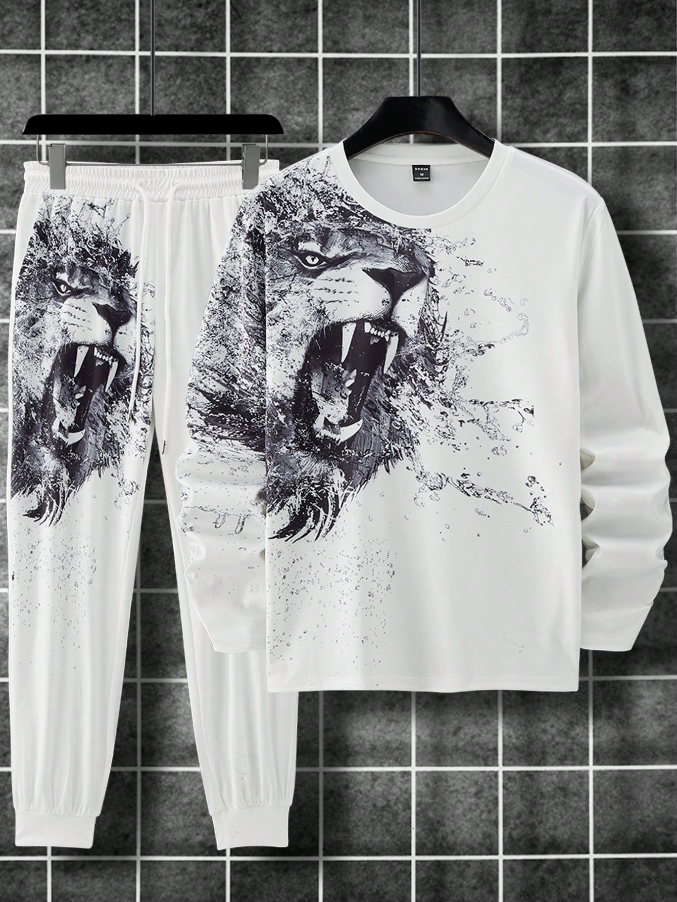 Manfinity Men's Lion Printed Long Sleeve T-shirt And Pants Set