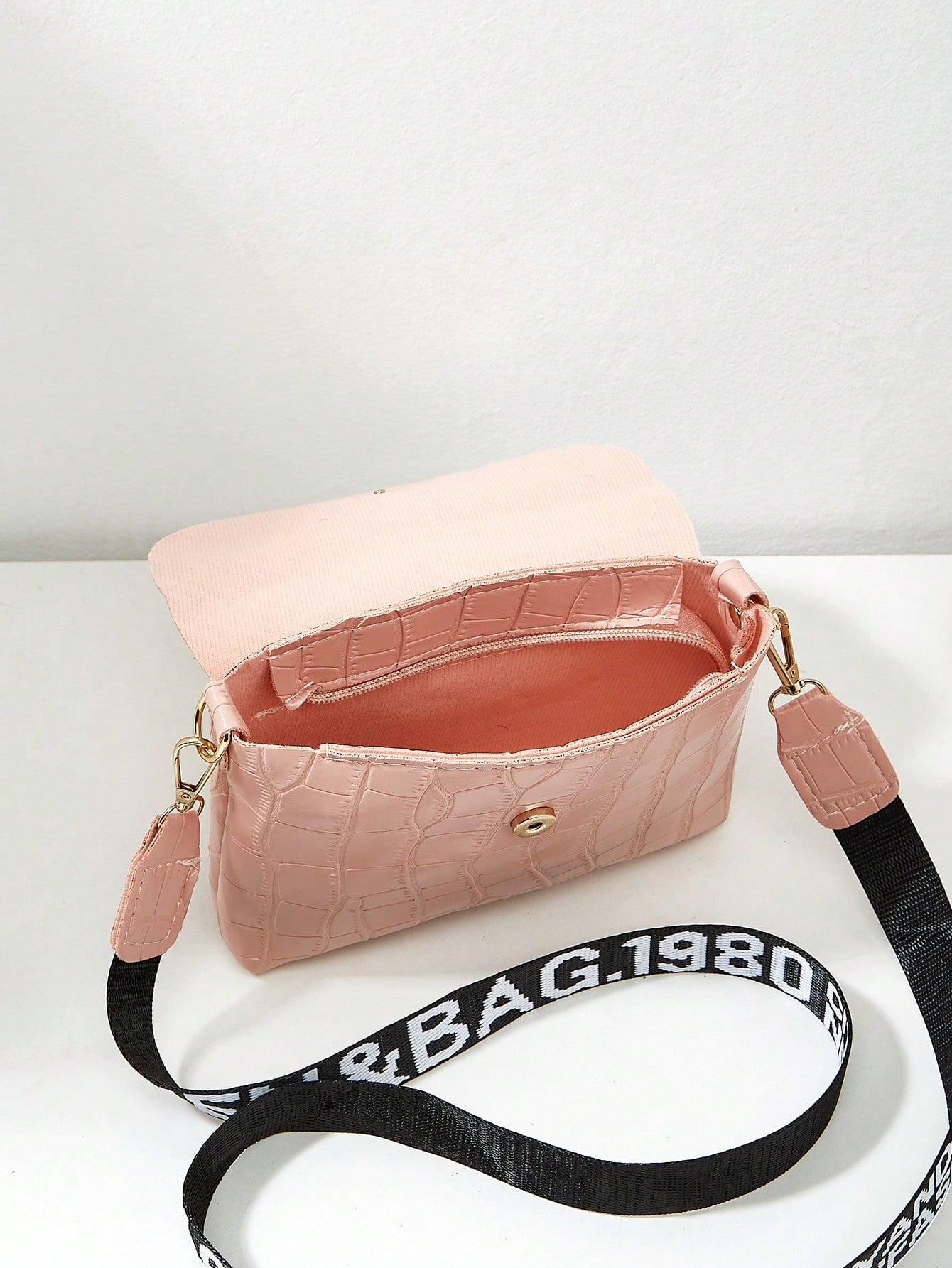 2pcs/Set Fashionable Crocodile Pattern Embossed High Capacity Crossbody Bucket Bag With Letter Strap, Pearl Pendant And Small Solid Color Square Bag