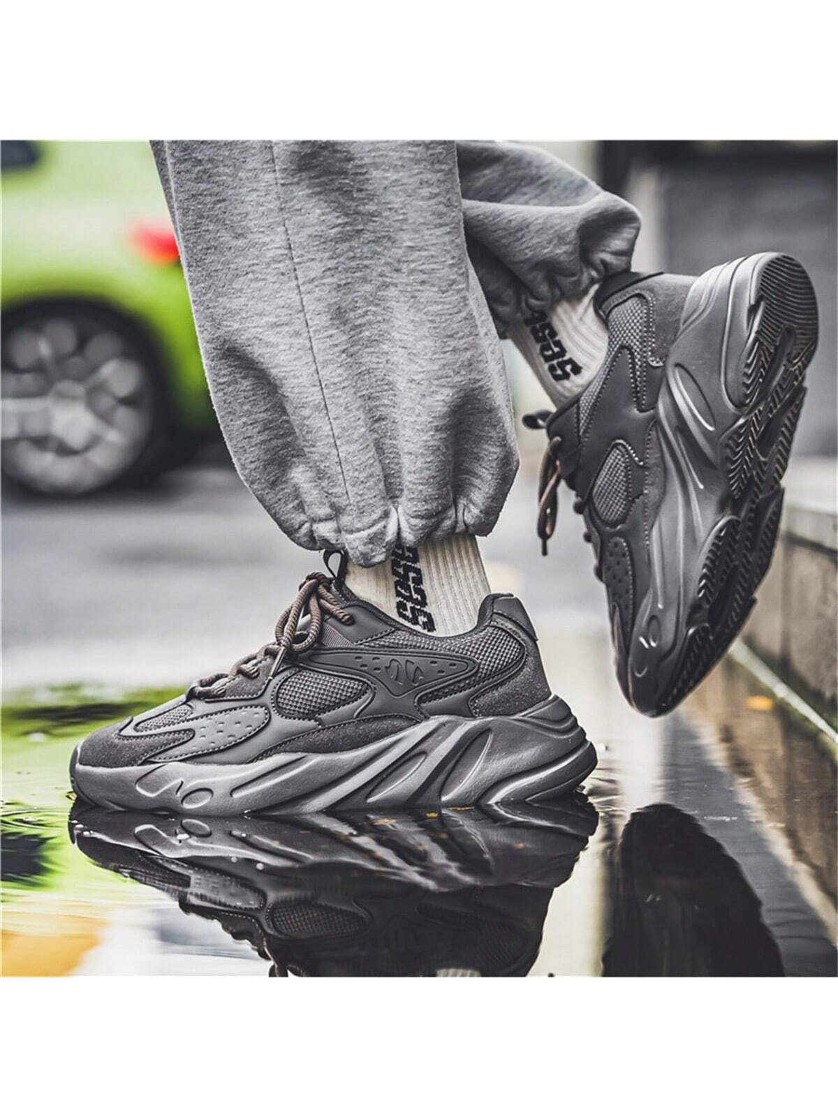 Men's Casual, Trend-setting, Lightweight, Slip-resistant And Durable Black Sports Shoes For Autumn/winter, Walking, Height Increasing Chunky Sneakers