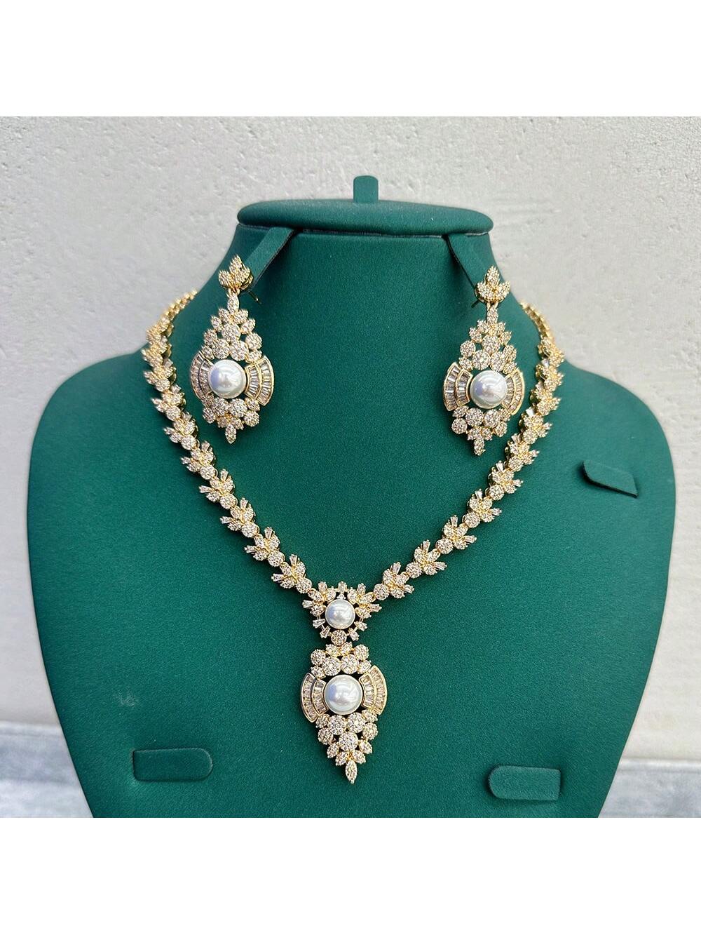 Dubai Arab Style 4pcs/set Shiny Rhinestone Bridal Jewelry Set Including Necklace, Earrings, Ring And Bracelet For Saudi Women Wedding