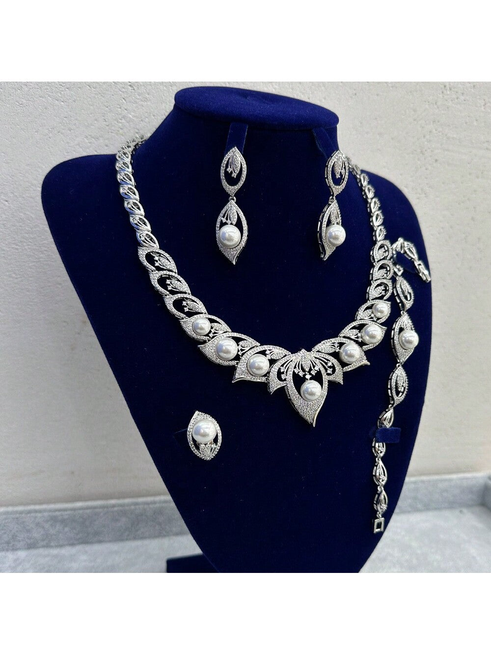 4pcs/Set Shiny Cubic Zirconia Bridal Jewelry Set Including Pearl Necklace, Earrings, Ring And Bracelet, /Saudi Arabia Women'S Wedding Accessories