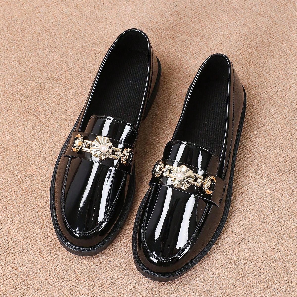 Women'S Fashionable Metal Decor Slip-On Loafers Flat Shoes Suitable For Outdoor Leisure Activities