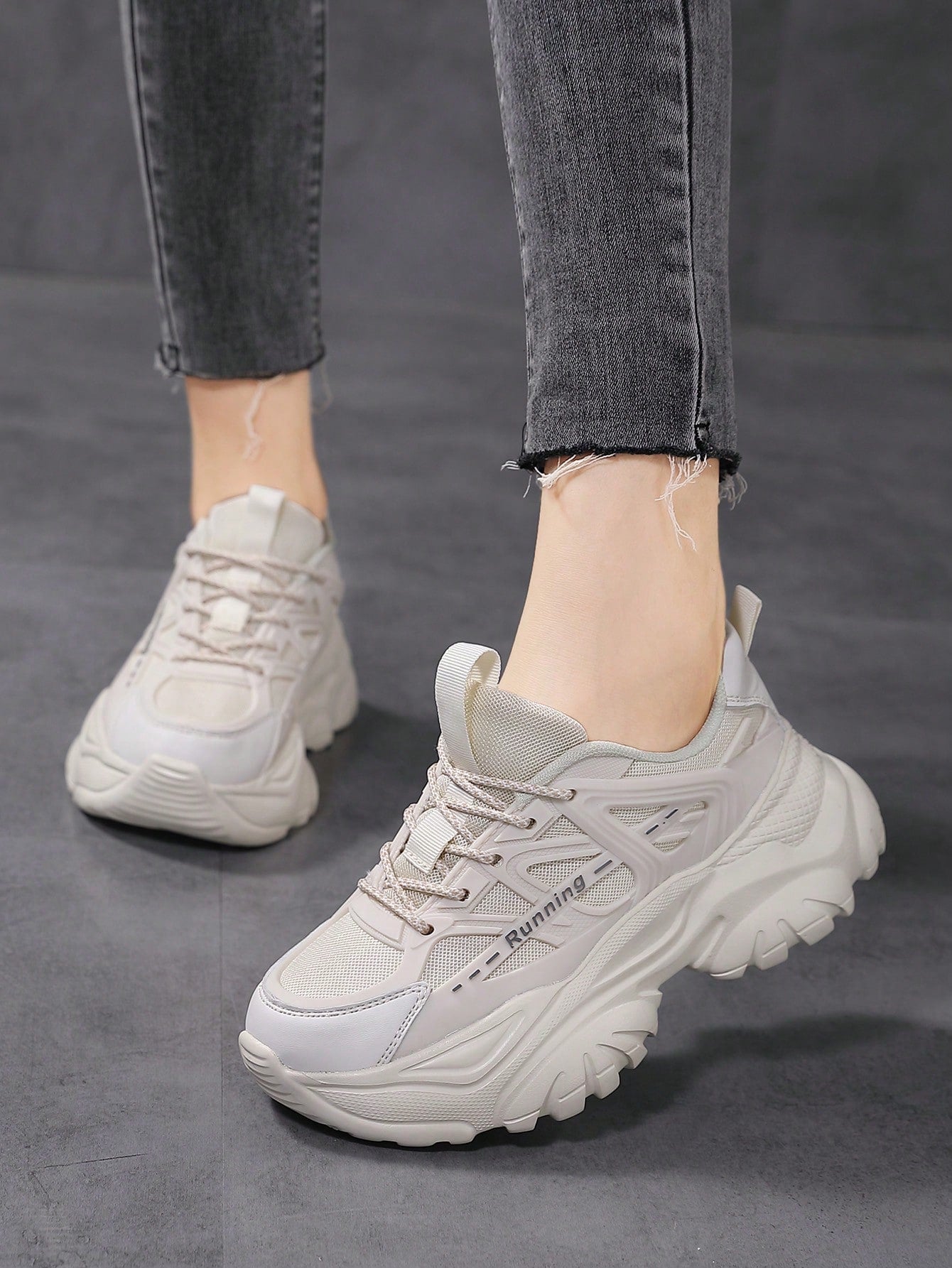 Women's Chunky Shoes 2023 Autumn New Personality Splicing Comfortable Shoes Popular Thick-soled Casual Sports Shoes