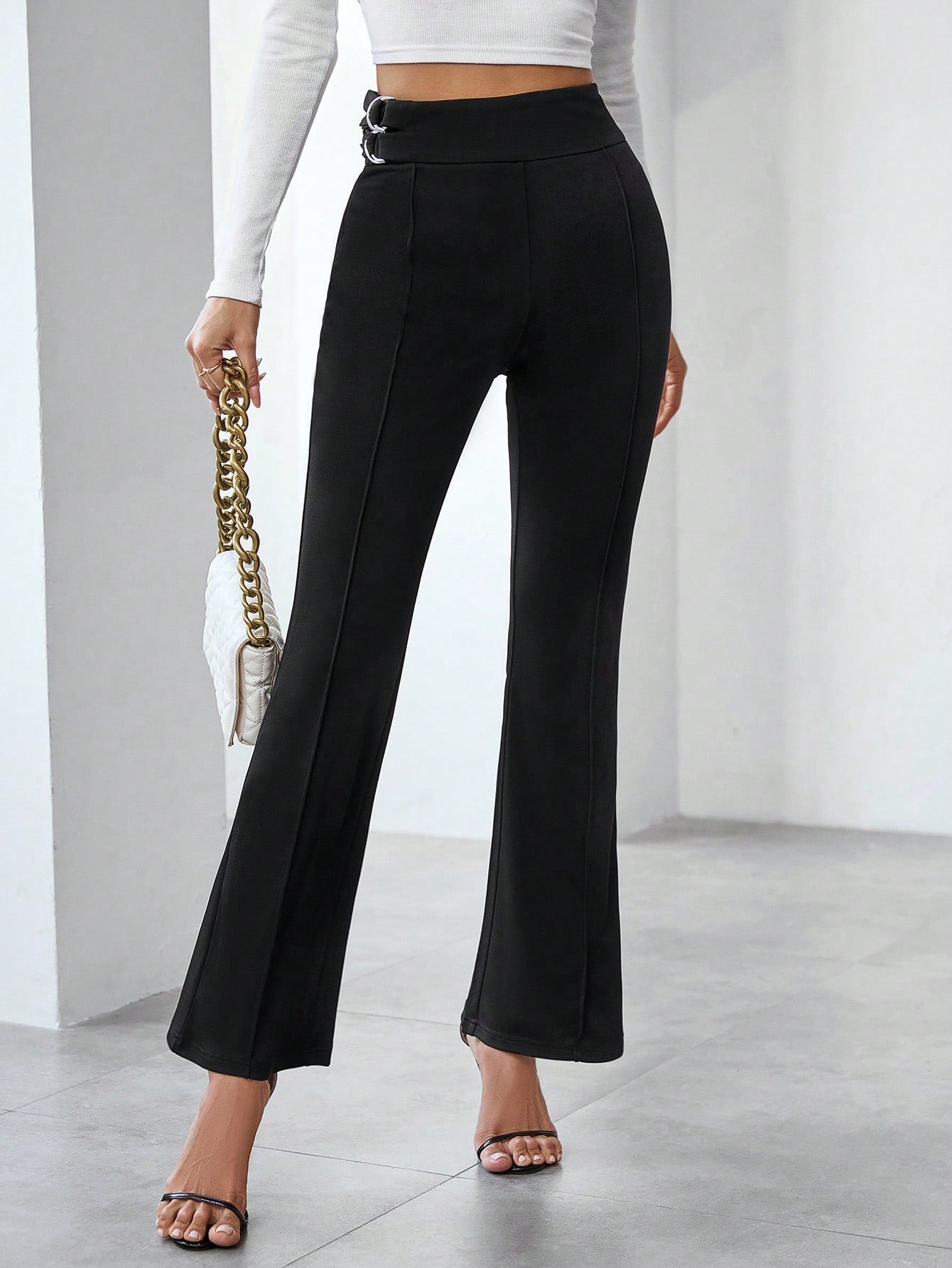 Privé Solid Color Circle Ring Detail Flared Pants