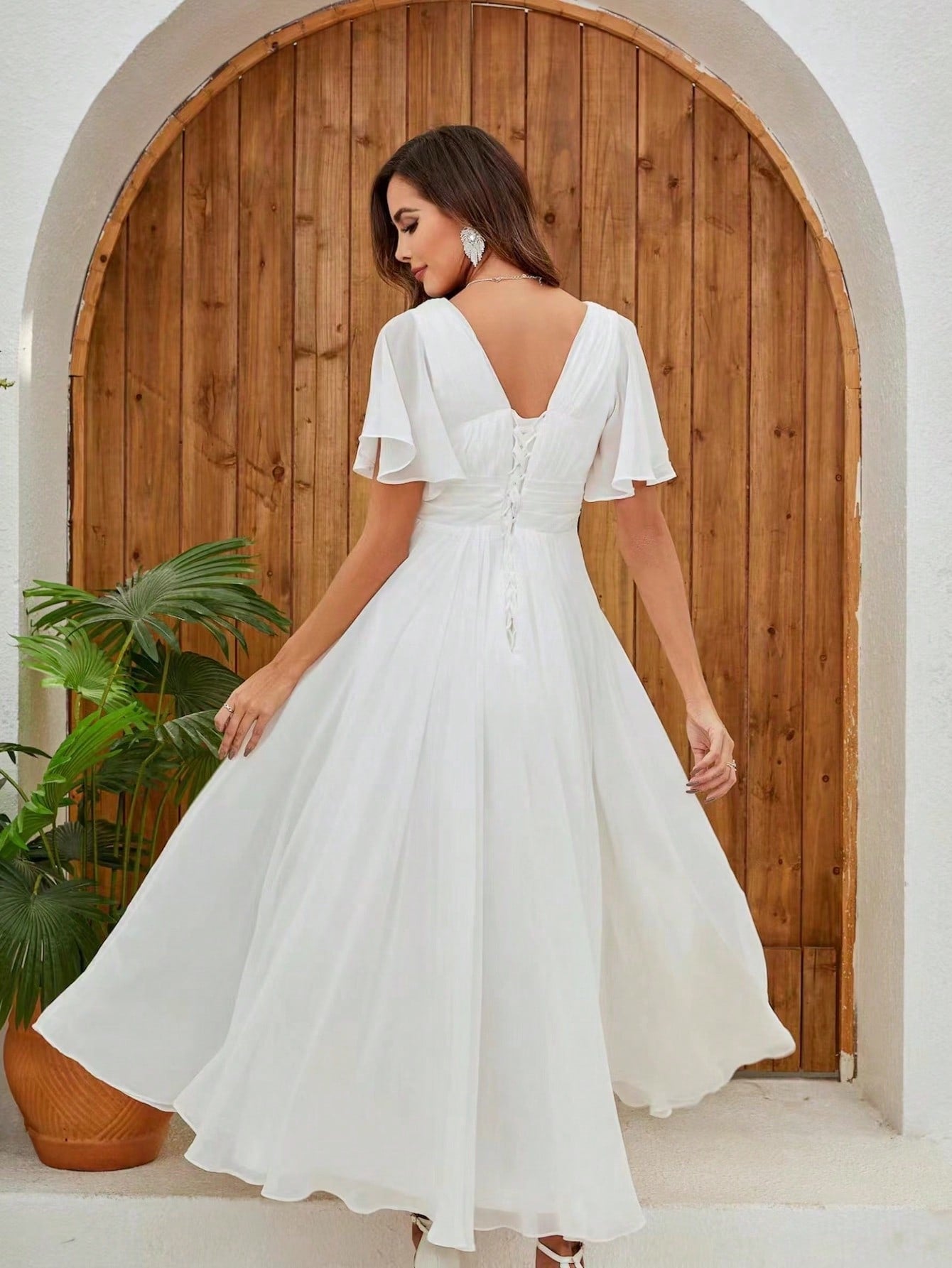 French Simple V-Neck Short Sleeve Wedding Dress