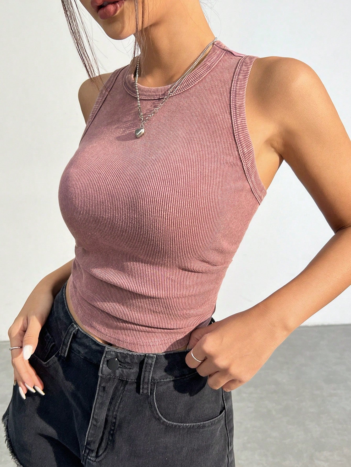 EZwear Solid Curved Hem Tank Top