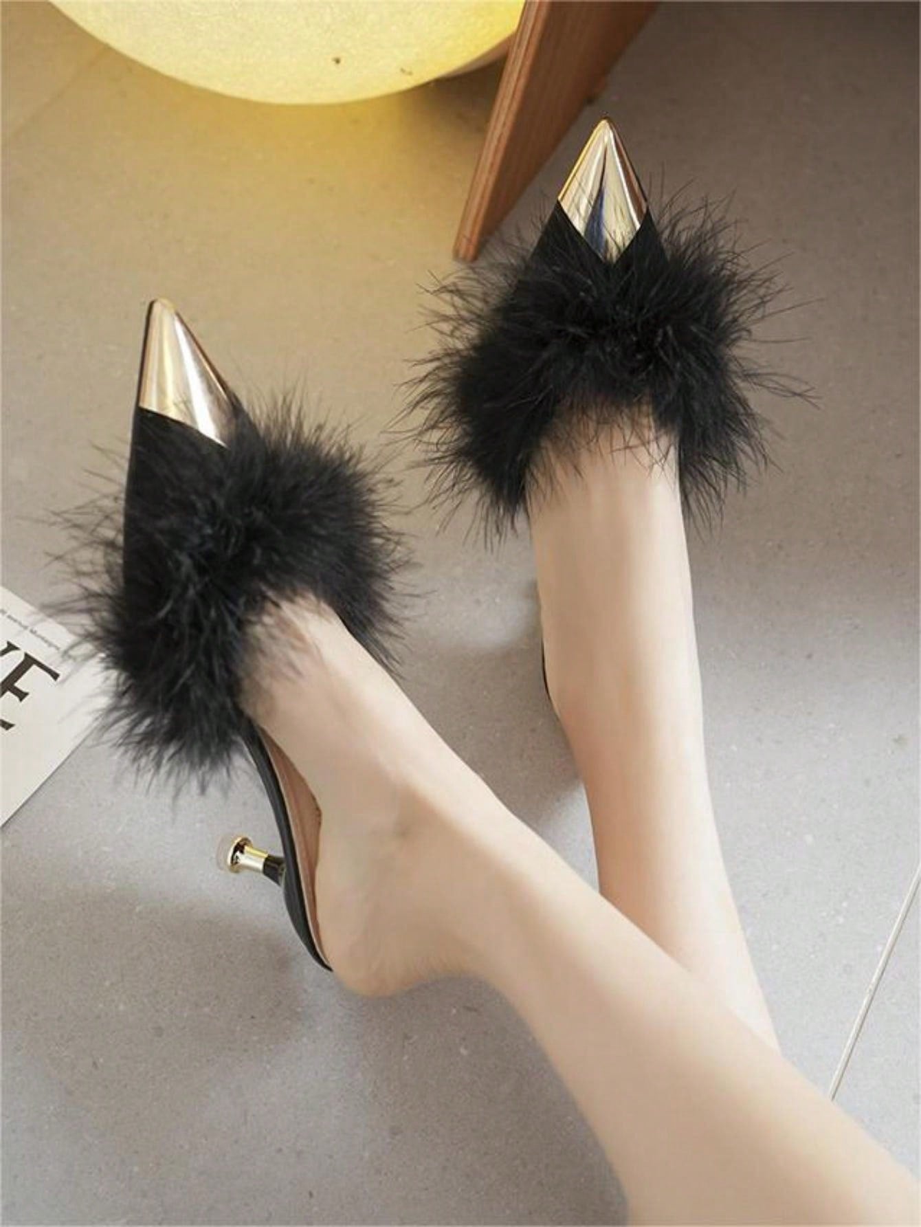 Fashionable Metal Detailing Suede Stiletto Heels With Fur Trim Edge And Elegant Style Mule Shoes For Women Dating, Party, High Heel Pumps