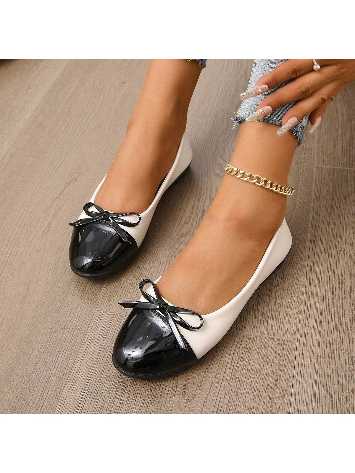 Women's Flat Shoes Pu Leather Big Size Shoes Round Toe Slip-On Butterfly Knot Lazy Shoes For Autumn & Vacation Style