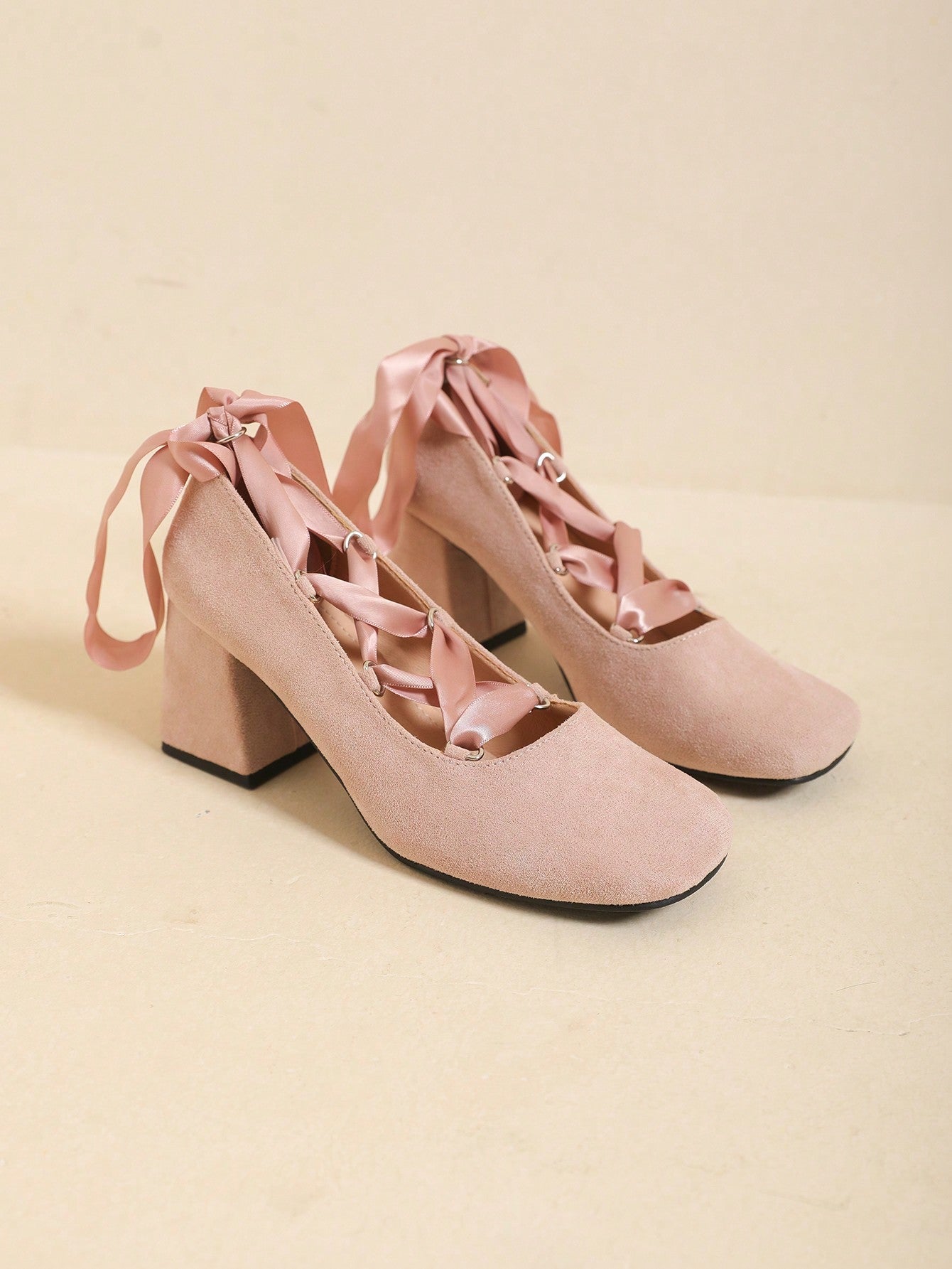 Women Cross Straps Chunky Heels Fashion Single Shoes Champagne Color For Matching Skirts