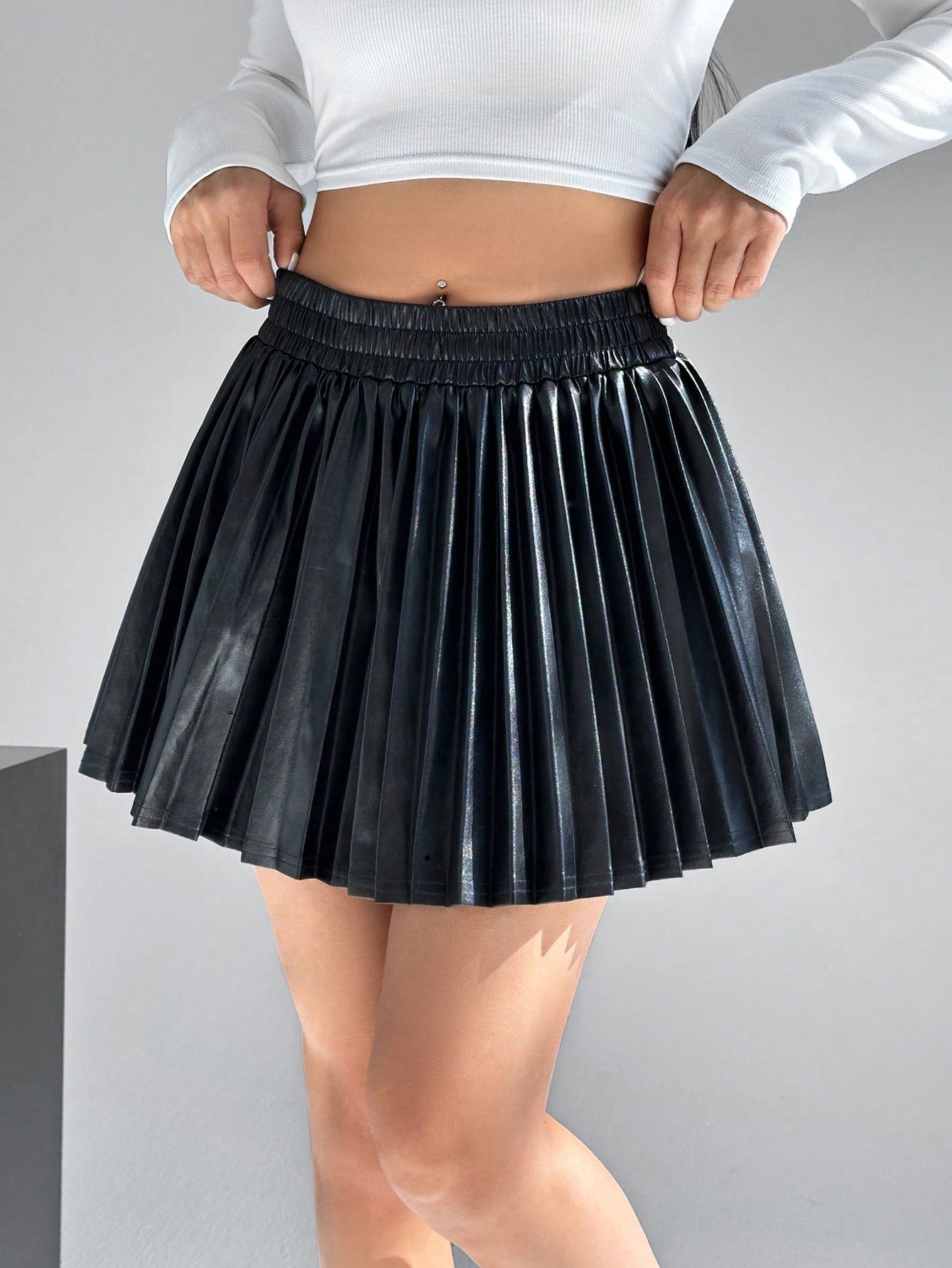 EZwear Women's Pu Pleated Skirt