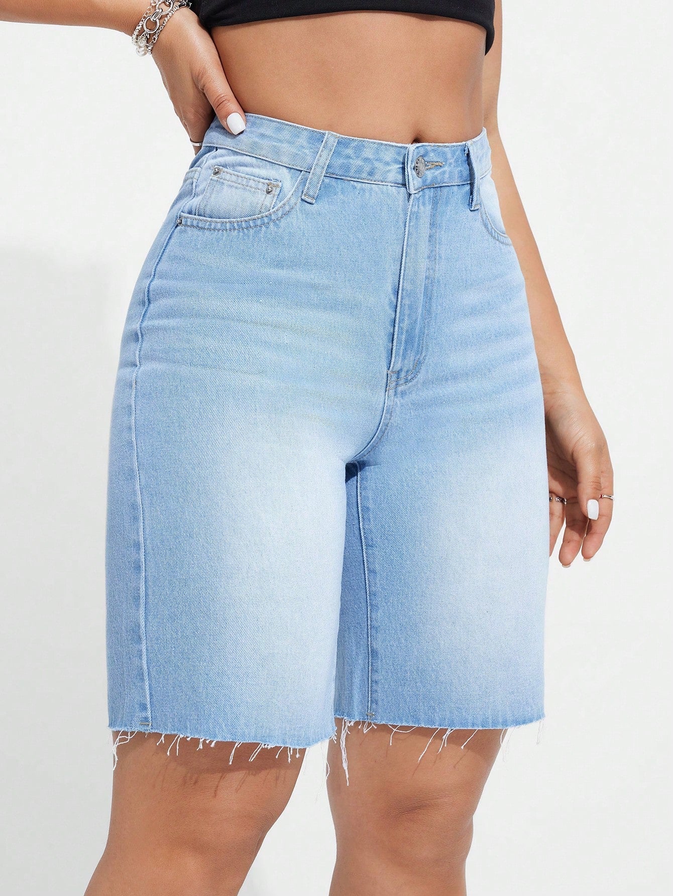 Women's Frayed Edge Straight Leg Denim Shorts