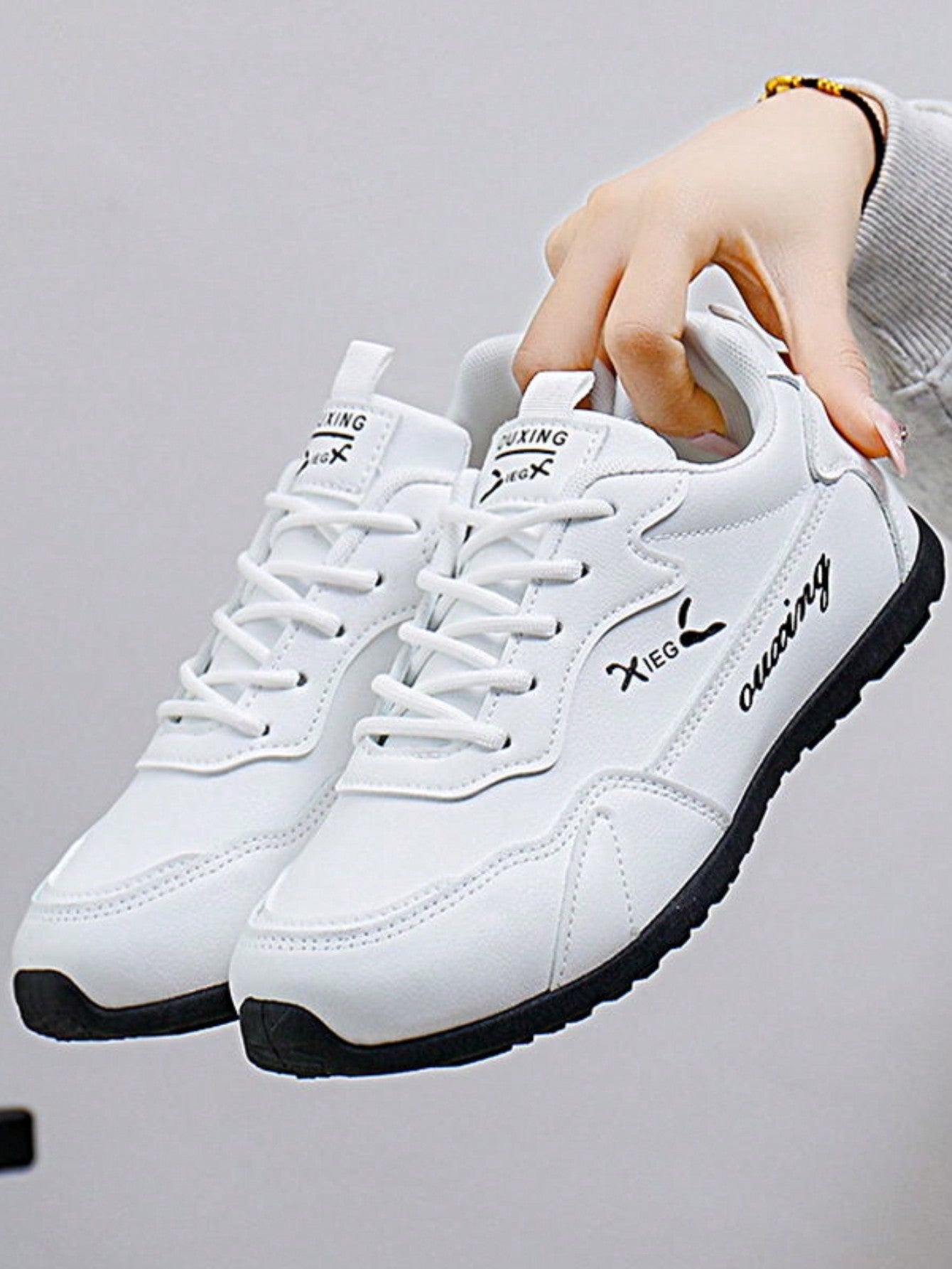 Fashionable And Versatile Female Sports Shoes With Personal Elegance, Gorgeousness, Cuteness, Academy Style And Trendy Sports Style, Lightweight, Anti-Skid, Breathable, Suitable For Hiking, Running, Fitness And Many Other Sports And Leisure Activities.