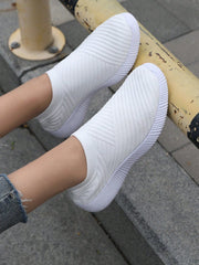 Ladies' Sporty Mesh One-Piece Flat Shoes In Casual Style, White