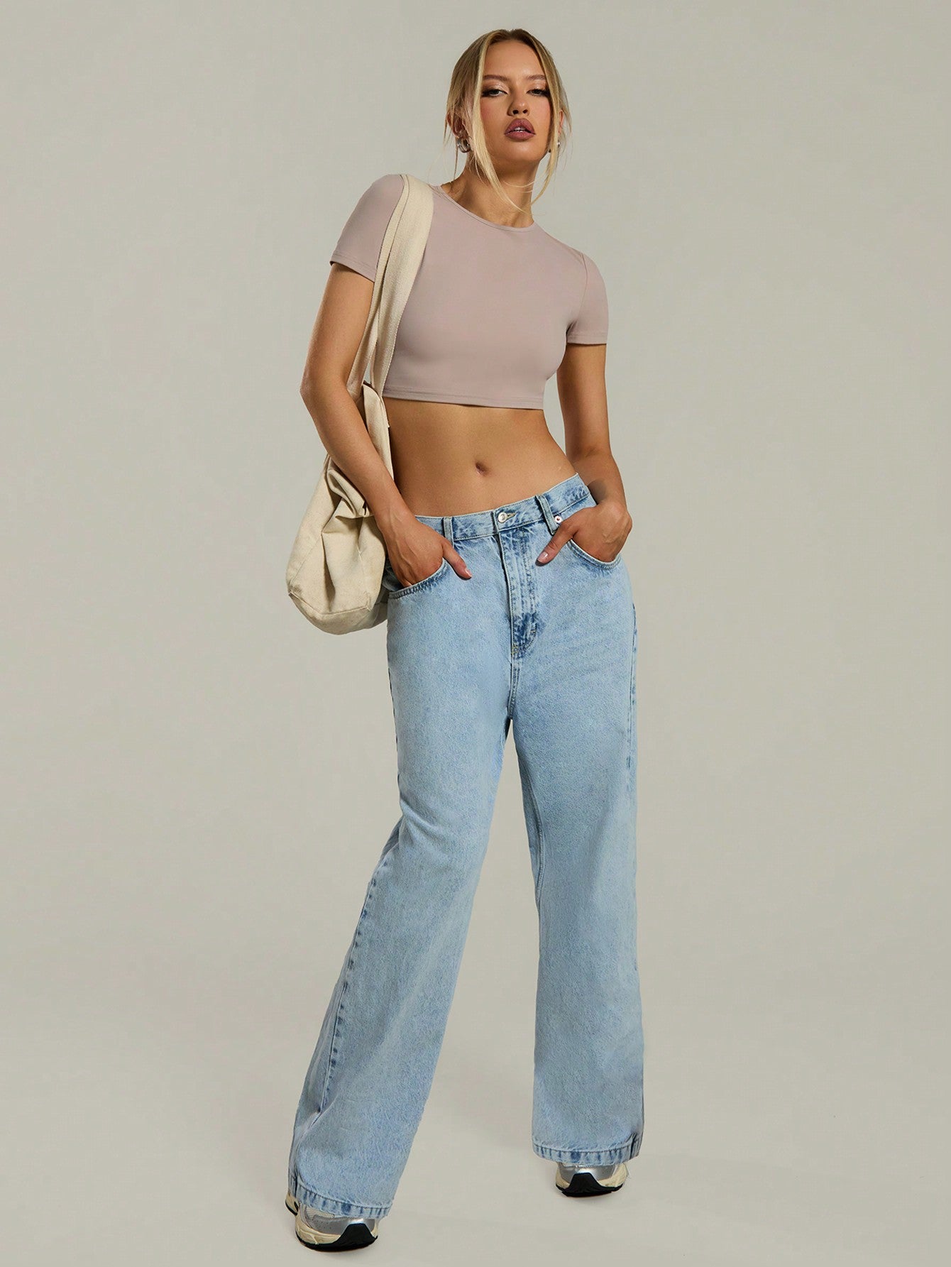 MUSERA Sculpt Slinky Long Sleeve Crop Top